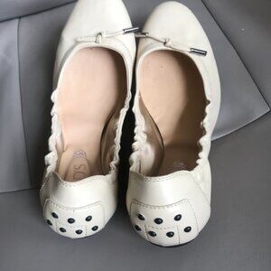 TOD'S GENUINE LEATHER BALLET FLATS** US 8